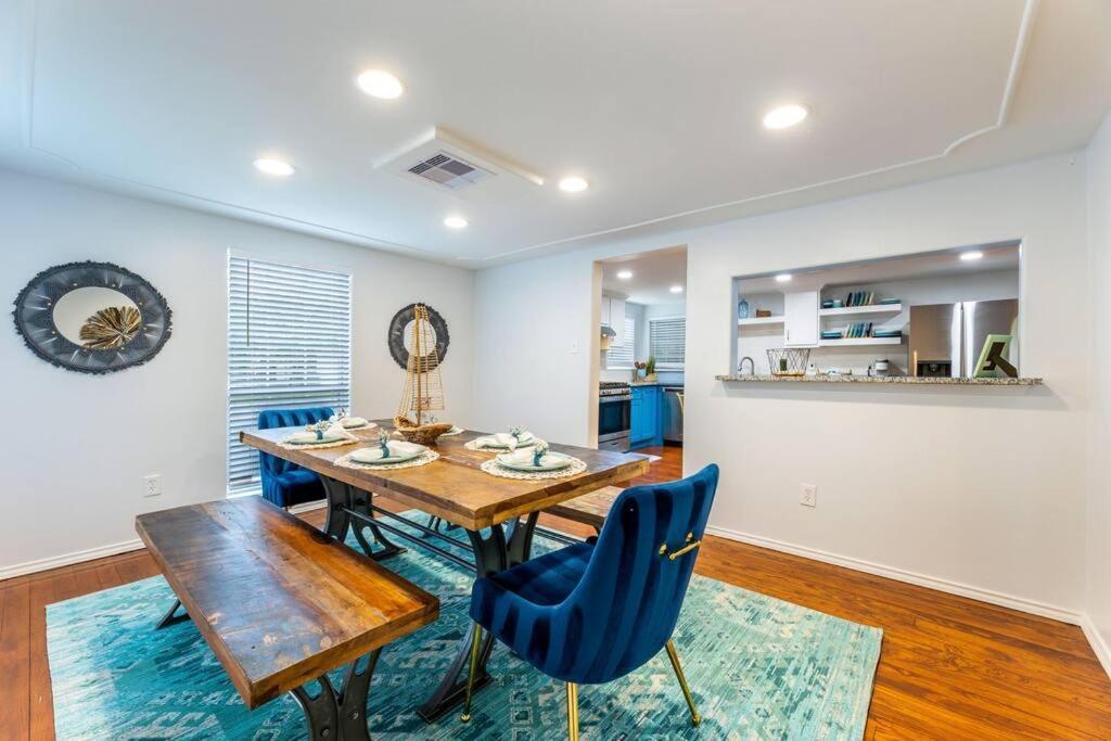 5/3 With A Heated Pool 2 Min From Beach, Updated غالفيستون، تكساس المظهر الخارجي الصورة