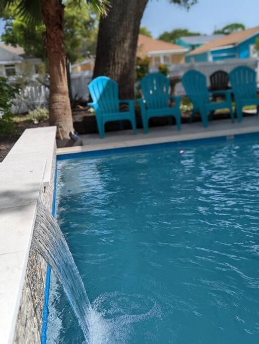 5/3 With A Heated Pool 2 Min From Beach, Updated غالفيستون، تكساس المظهر الخارجي الصورة