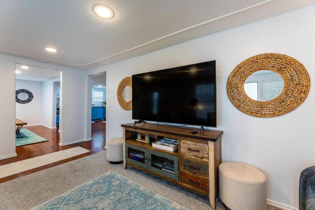 5/3 With A Heated Pool 2 Min From Beach, Updated غالفيستون، تكساس المظهر الخارجي الصورة